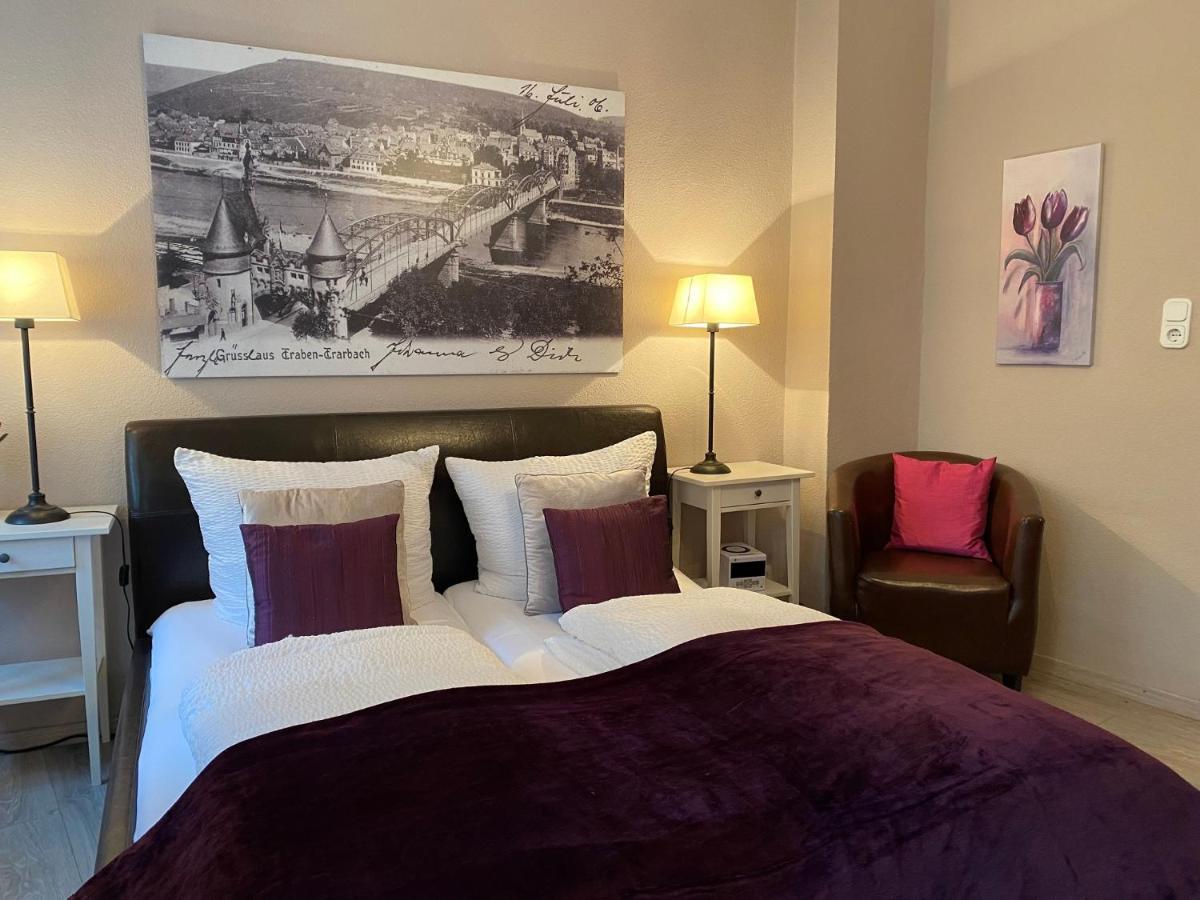 Haus Christine In Traben-Trarbach Apartment Room photo